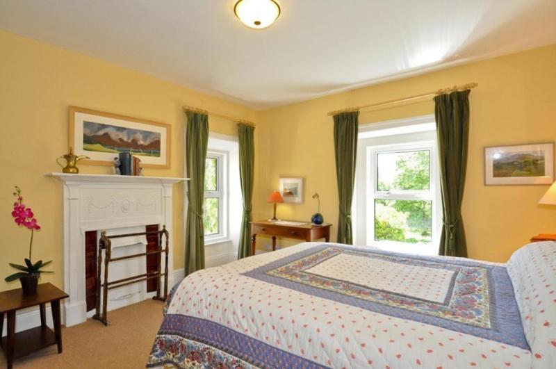 Errisbeg House B&B Roundstone Room photo